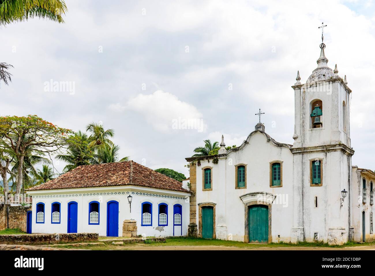 Famose chiese nell'antica e storica città di Paraty Sulla costa meridionale dello stato di Rio de Janeiro fondata nel 17 ° secolo Foto Stock