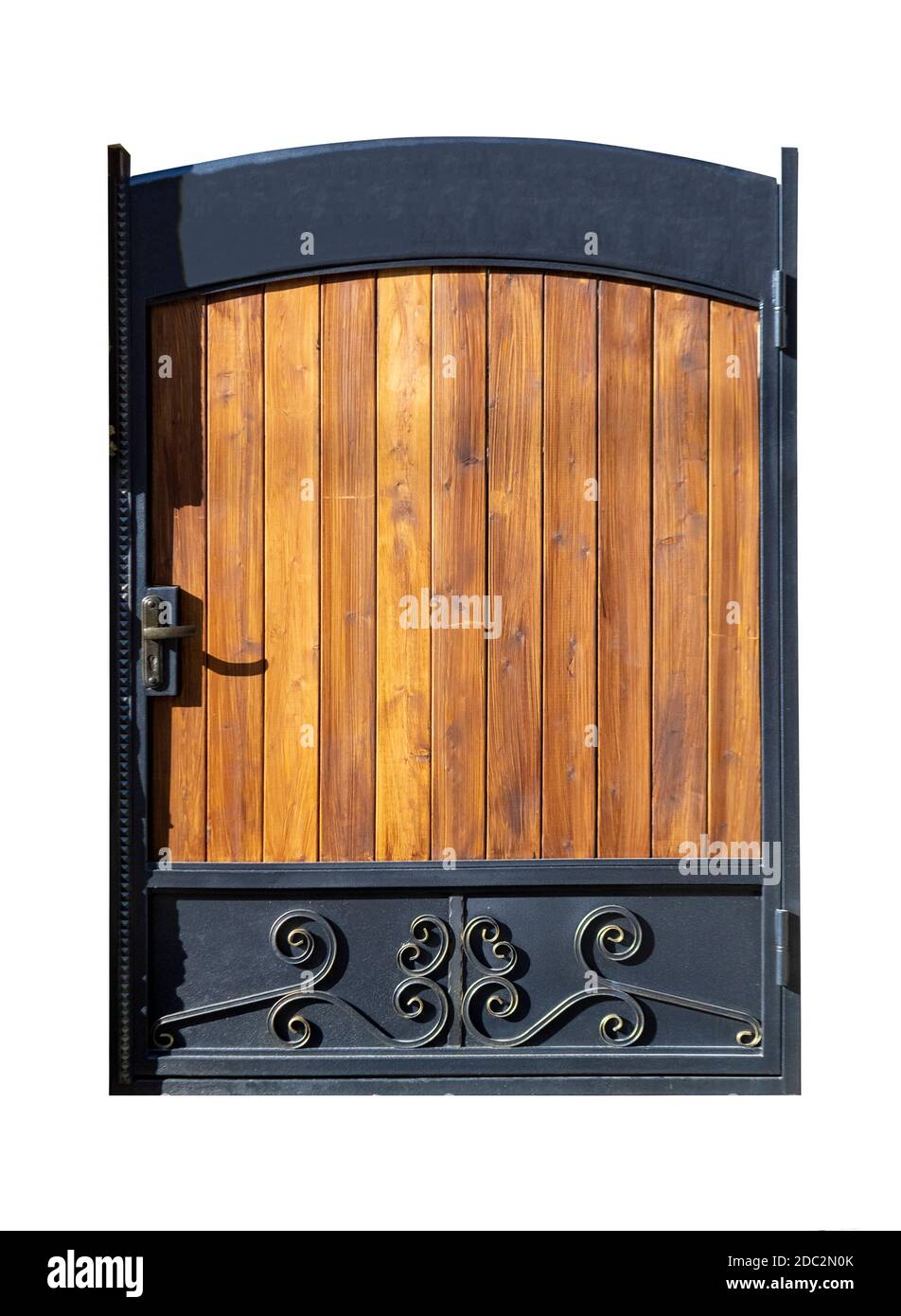 Vecchia porta d'epoca in legno con elementi in metallo isolati sfondo bianco Foto Stock