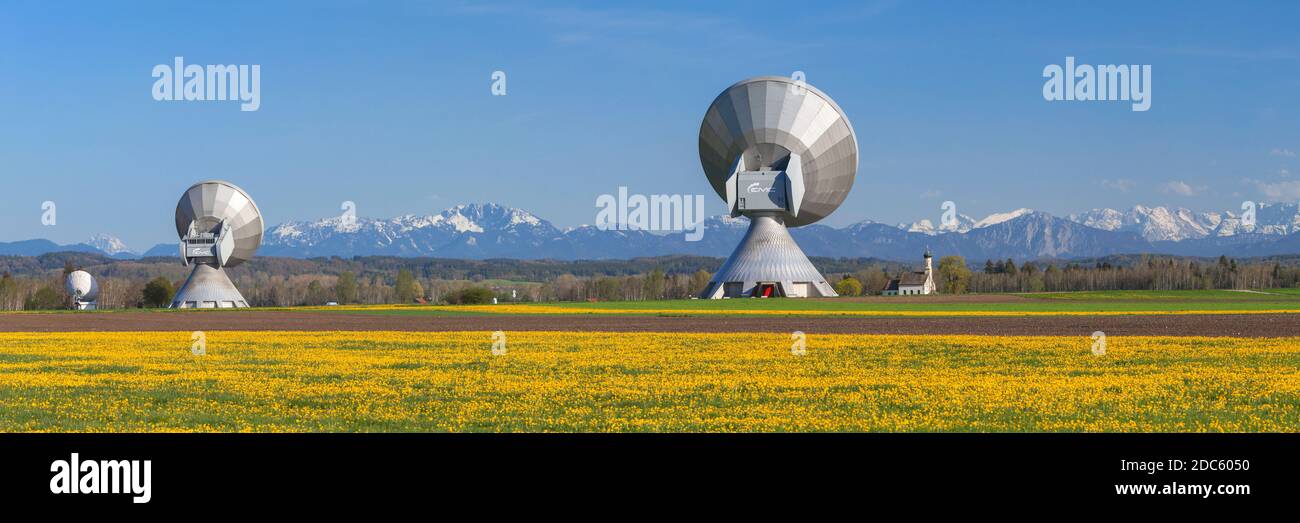 Geografia / viaggio, Germania, Baviera, Raiding, stazione di terra Raiding di fronte a Benediktenwand, Jo, diritti aggiuntivi-clearance-Info-non-disponibile Foto Stock Geografia / viaggio, Germania, Baviera, Raiding, stazione di terra Raiding di fronte a Benediktenwand, Jo, diritti aggiuntivi-clearance-Info-non-disponibile Foto Stock