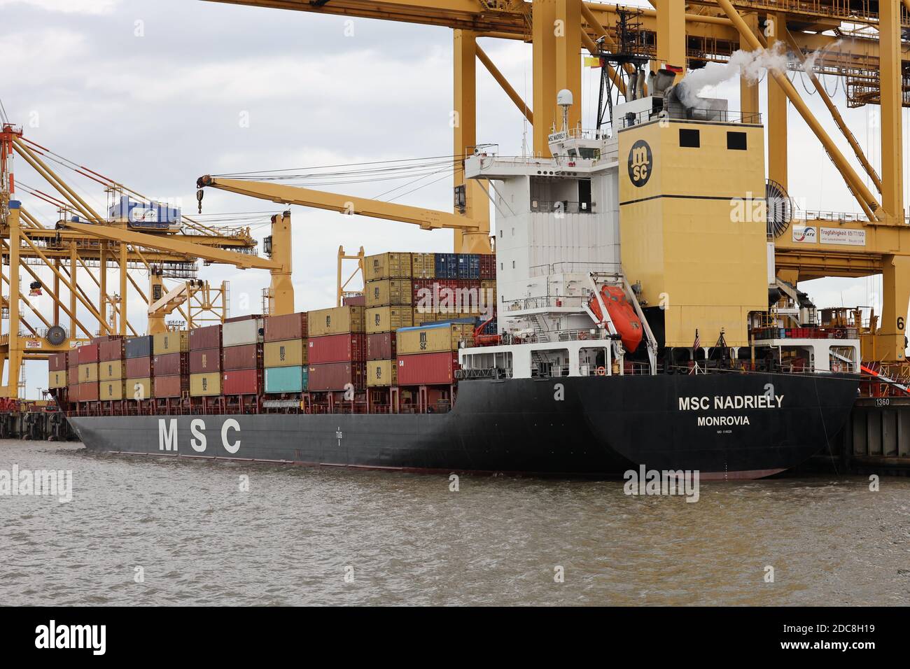 La nave portacontainer MSC Nadriely sarà caricata nel porto di Bremerhaven il 24 agosto 2020. Foto Stock