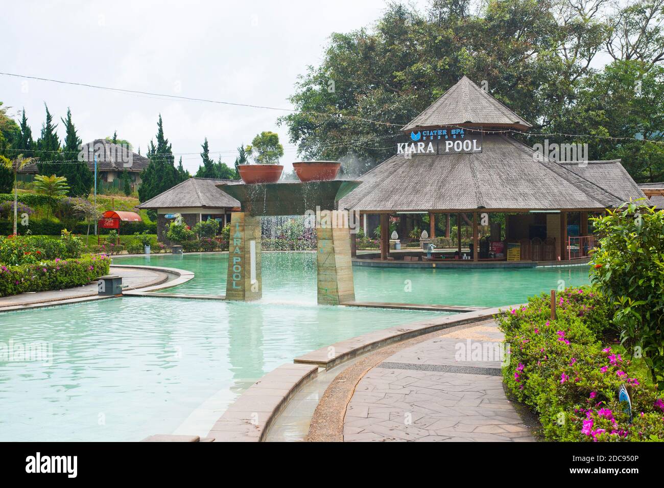 Piscina Kiara presso il Ciater Spa Resort, Bandung, Java, Indonesia, Asia Foto Stock