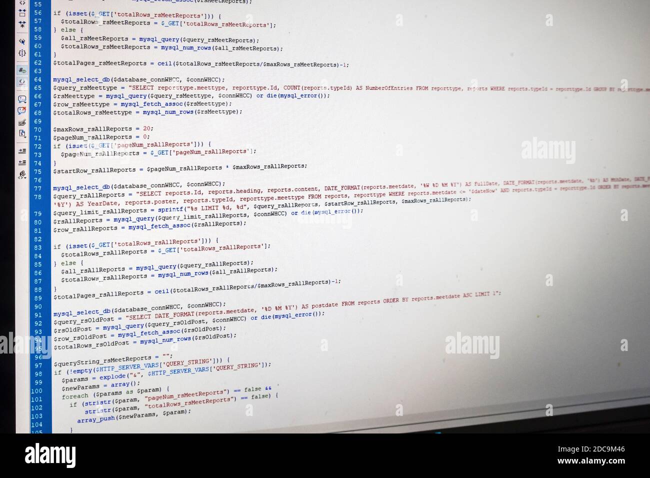 Schermo del computer che mostra il codice del sito Web Foto Stock