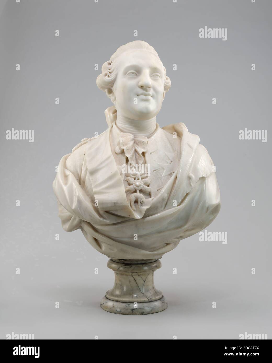 Louis-Simon Boizot, (artista), Francese, 1743 - 1809, Louis XVI, 1777, marmo, totale: 63.5 x 52.7 x 37.2 cm (25 x 20 3/4 x 14 5/8 pollici Foto Stock