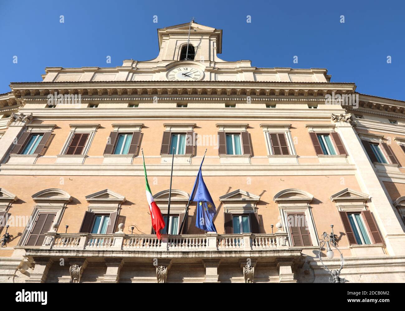 Roma, RM, Italia - 3 marzo 2019: Palazzo Montecitorio sede del Parlamento italiano a ROMA Foto Stock