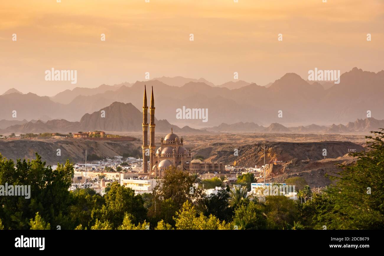 Panorama od città vecchia , montagne di Sharm El Sheikh. L'Egitto. Foto Stock