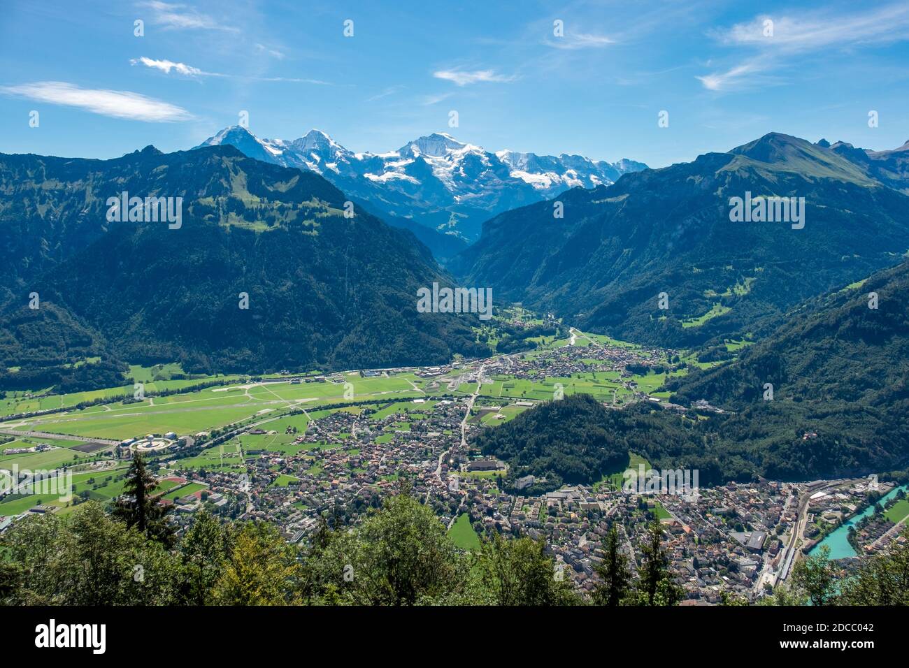 Vista panoramica sulle Alpi svizzere, a Interlaken, Svizzera Foto Stock