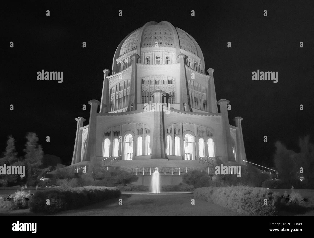 Vintage e classico ornato design architettonico del tempio religioso Foto Stock