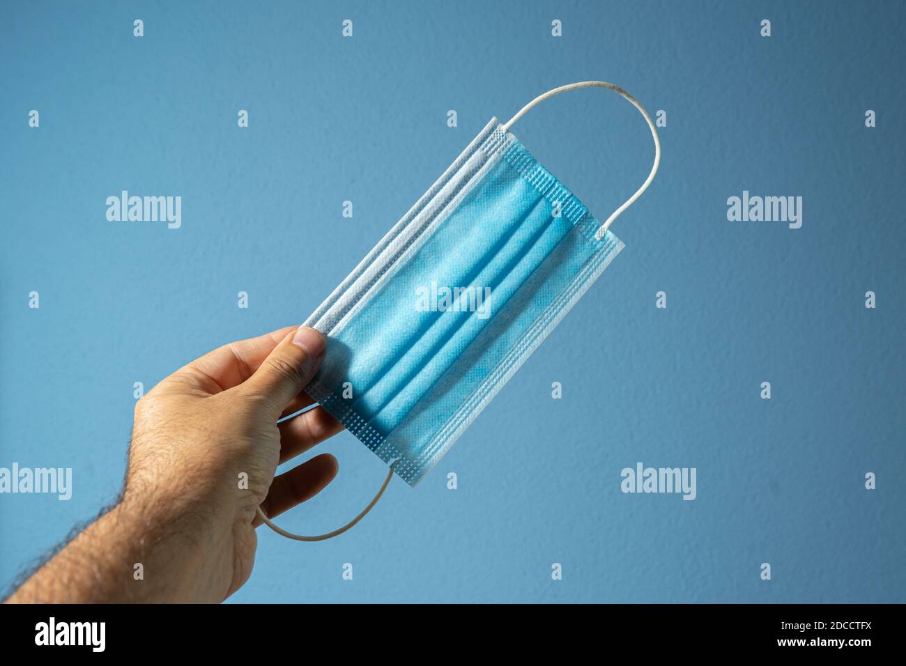 la principale protezione per il virus è il masc medico Foto Stock