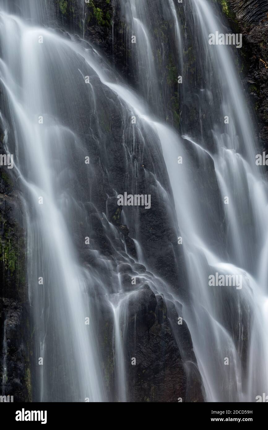 Dettagli cascata Sauth deth Pish, Pirenei spagnoli Foto Stock