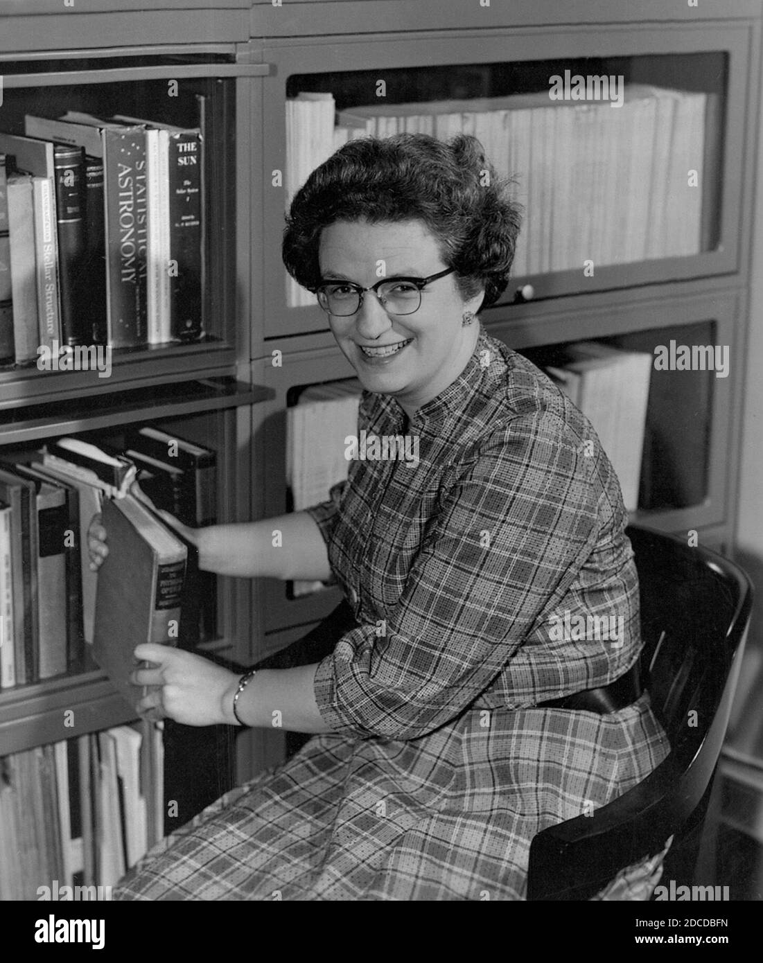 Dr. Nancy G. Roman, primo capo della NASA di Astronomia Foto Stock