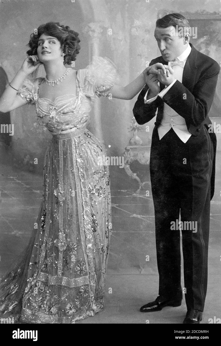 La ALLEGRA VEDOVA di Londra 1907 con Lily Elsie come Sonia e Joseph Coyne come Danilo. La produzione ha corso per 778 spettacoli al Teatro Daly poi è andato in tour. Foto Stock