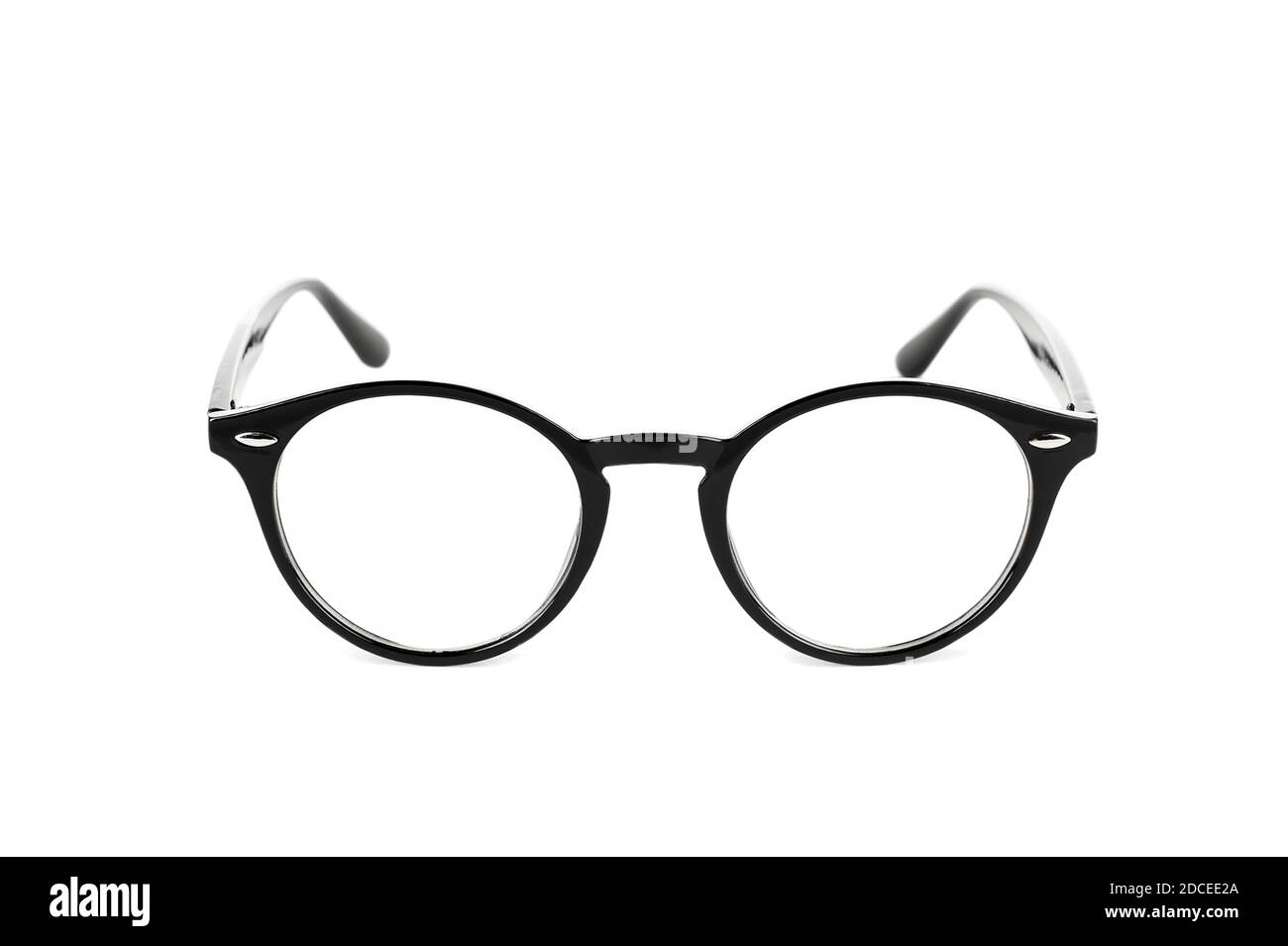 Occhiali isolati su sfondo bianco un modello ideale per il design degli occhiali basato su una foto in studio di alta qualità Foto Stock