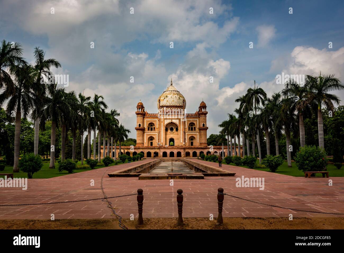 Vista della famosa tomba di Safdarjung a Nuova Delhi, India. Foto Stock