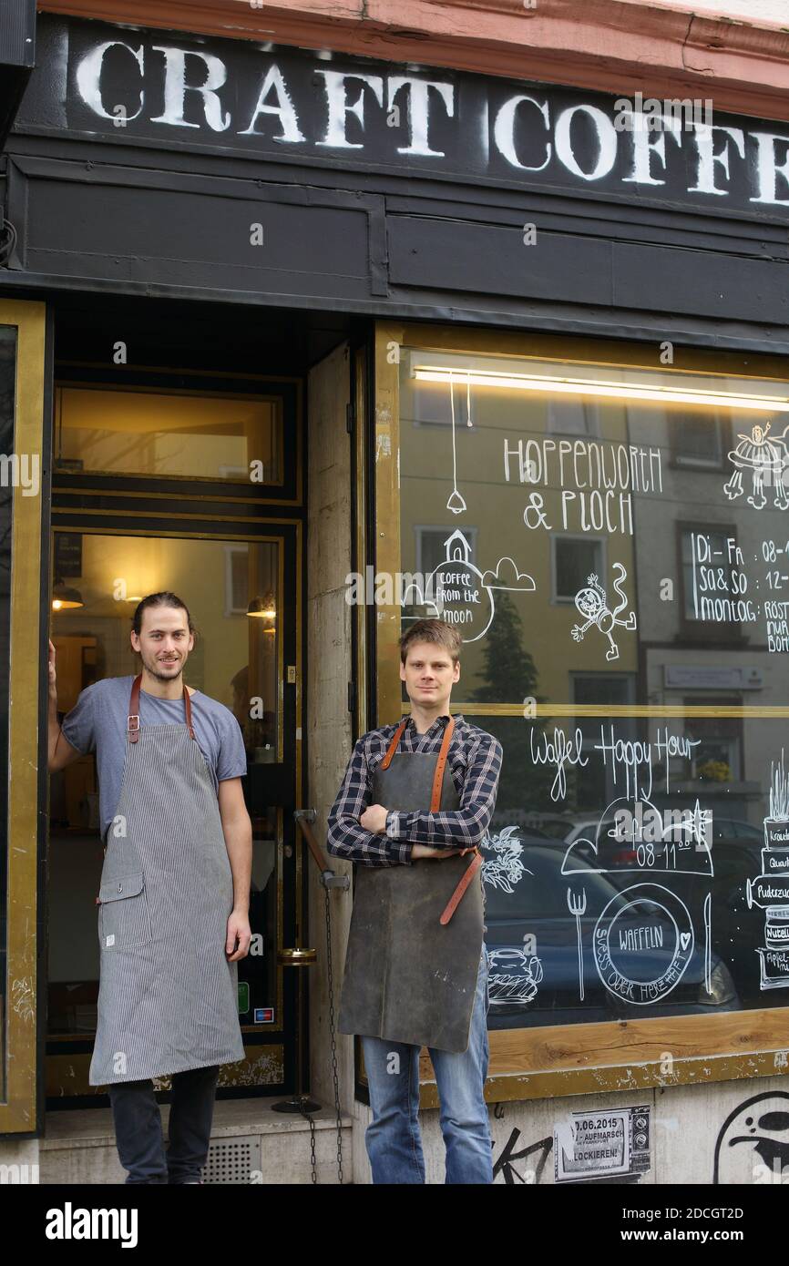 Germania/ Francoforte sul meno /stile caffè / i proprietari di Hoppenworth & Ploch Julian Ploch e Matthias Hoppenworth . Foto Stock
