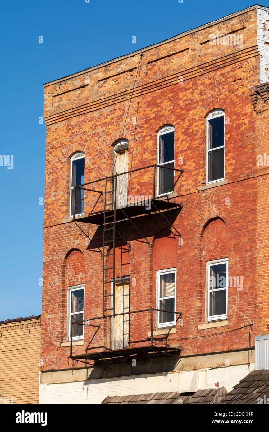 Edifici del centro città nella piccola città del Midwest. Amboy, Illinois, Stati Uniti Foto Stock