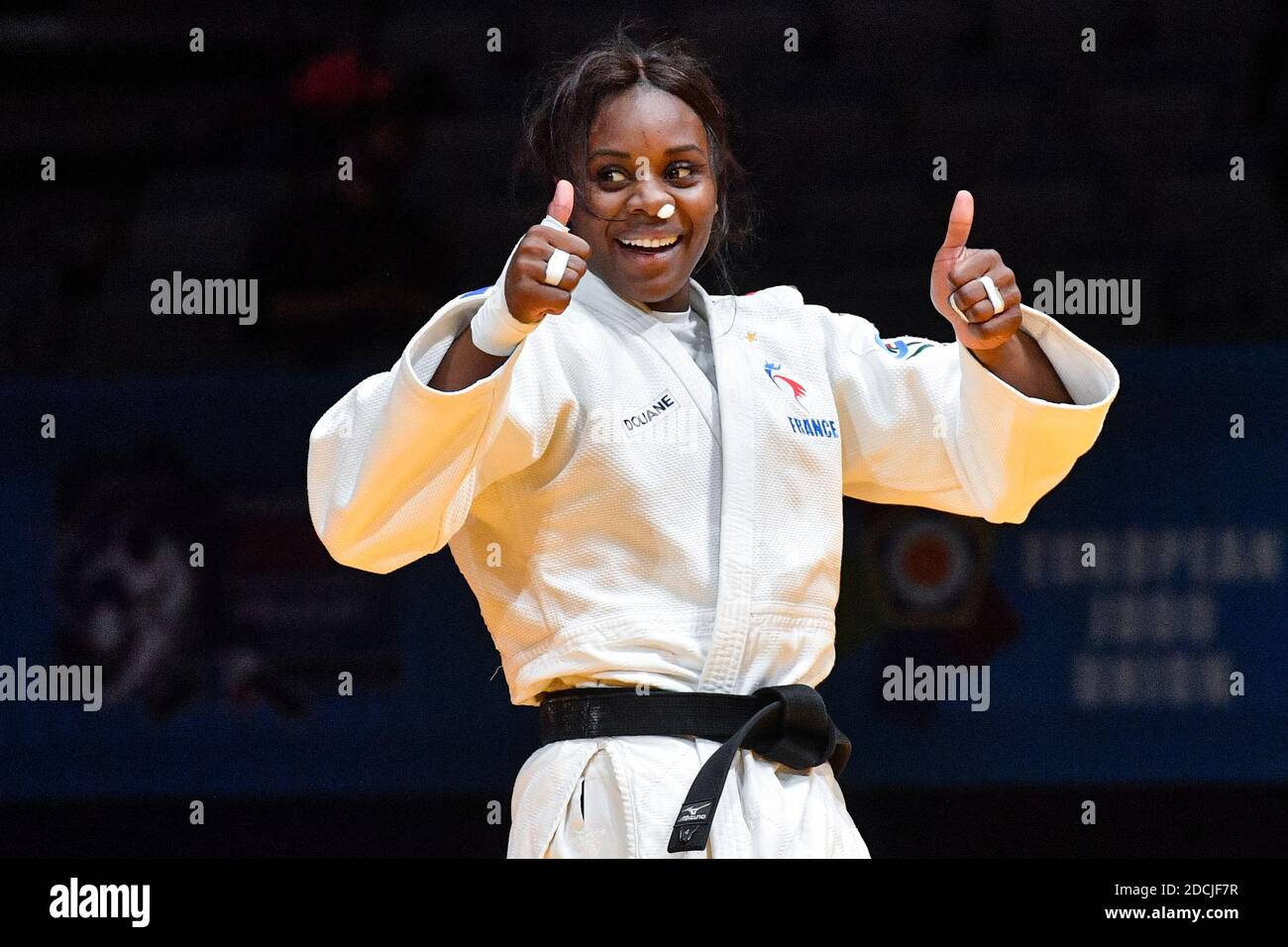 Praga, Repubblica Ceca. 21 Nov 2020. MADELEINE MALONGA di Francia ha vinto la medaglia d'oro dopo la lotta durante le donne´s under 78kg di gioco all'interno del campionato europeo Judo a Praga, Repubblica Ceca, 21 novembre 2020. Credit: Vit Simanek/CTK Photo/Alamy Live News Foto Stock