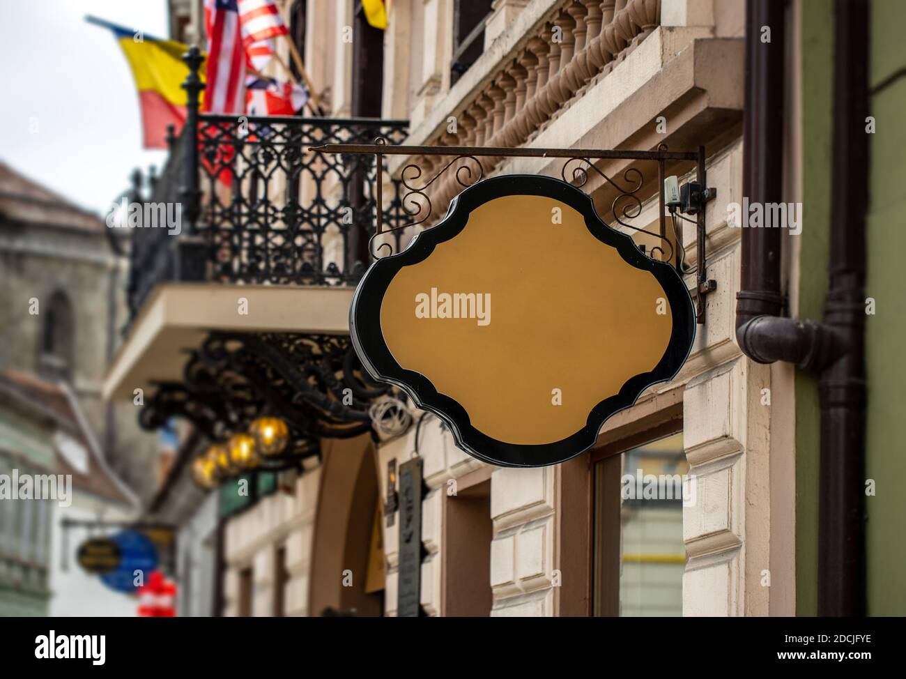 mockup dei segni del marchio del negozio di strada. spazio wmpty per il logo Foto Stock