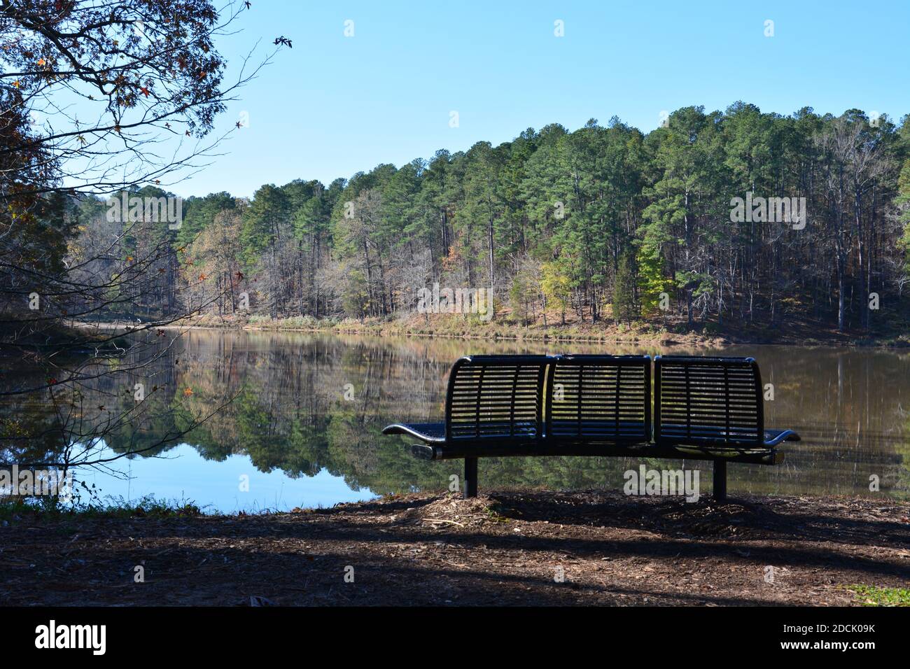 Reedy Creek Lake nell'Umstead state Park di Raleigh, North Carolina. Foto Stock