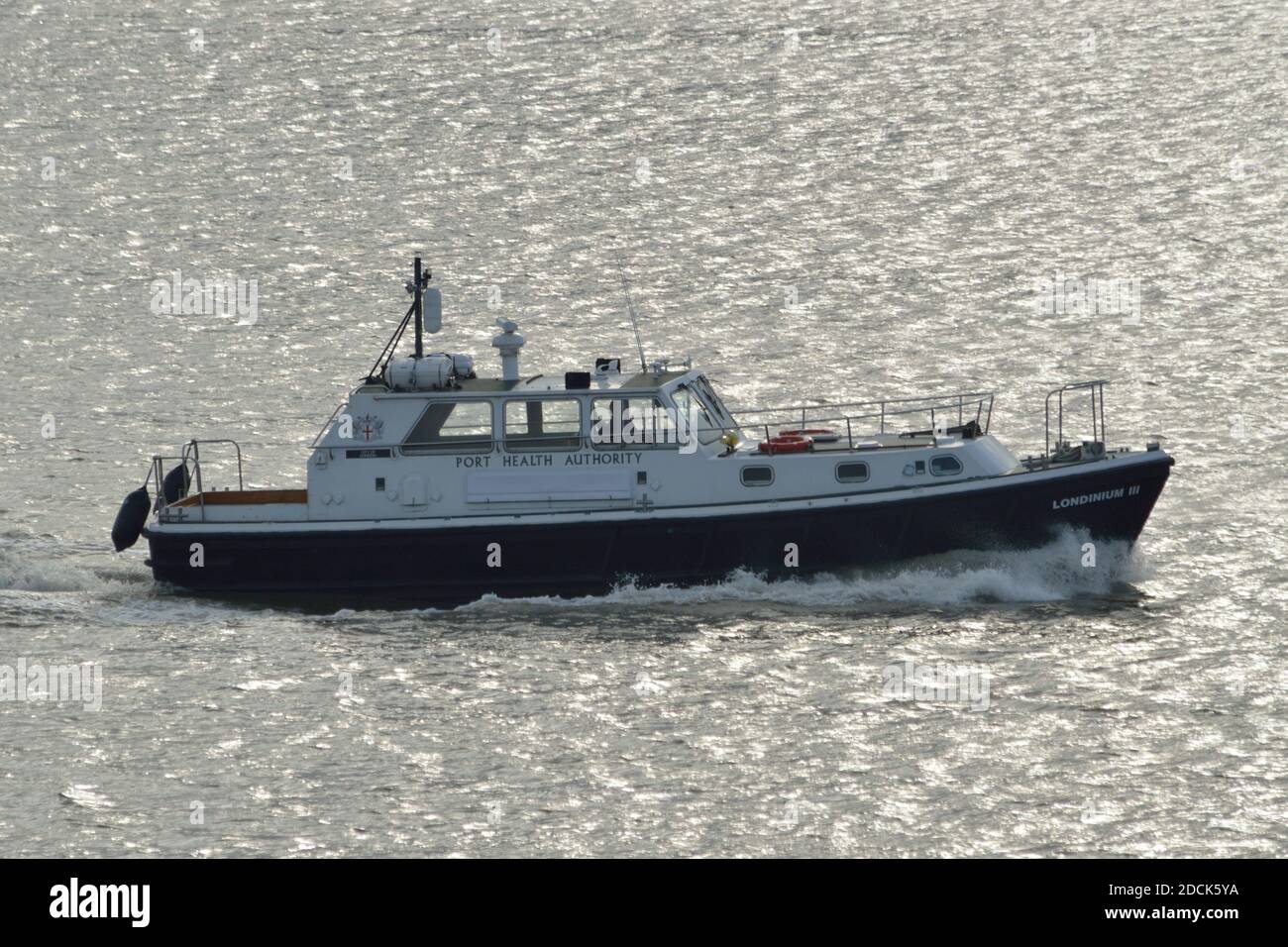 London Port Health Authority (LPHA) taglierina Londinium III in salita Il Tamigi a Londra Foto Stock