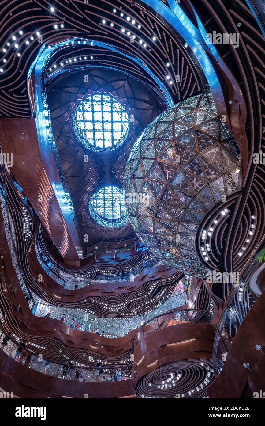 All'interno del centro commerciale K11 Musea a Hong Kong Foto Stock