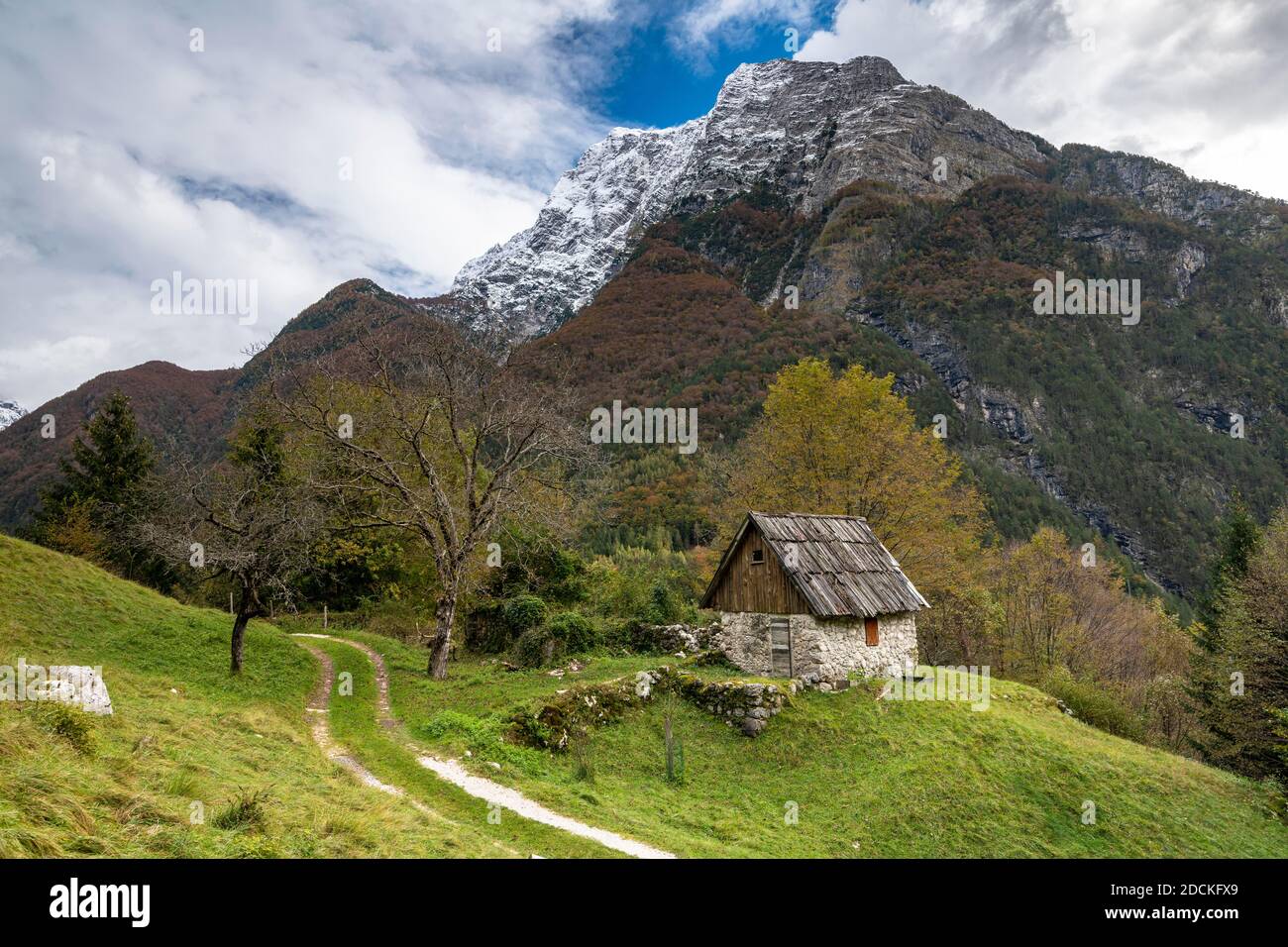 Rifugio alpino, Valle Soca, Alpi Giulie, Bovec, Parco Nazionale del Triglav, Slovenia Foto Stock