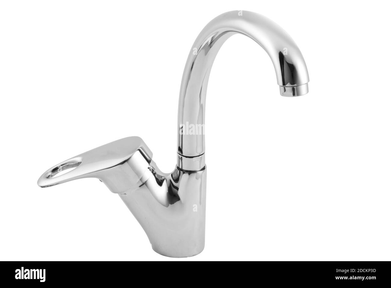 Rubinetto metallico lucido su sfondo bianco Foto Stock