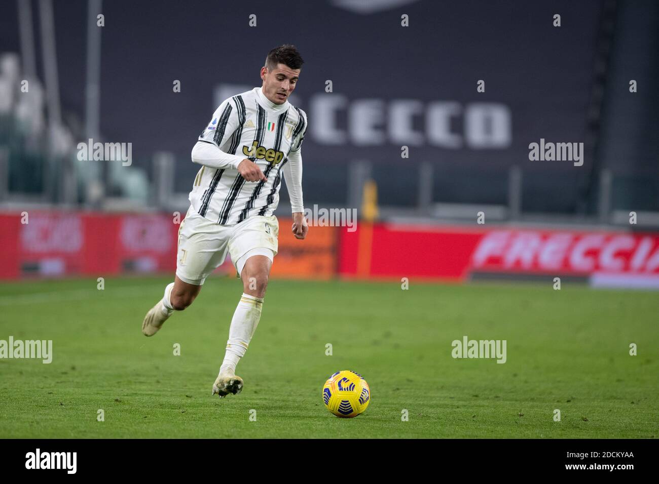 Torino, Italia. torino, Italia, Stadio Allianz, 21 Nov 2020, Alvaro Morata del Juventus FC durante il Juventus FC vs Cagliari Calcio - Calcio italiano Serie A match - Credit: LM/Alessio Morgese Credit: Alessio Morgese/LPS/ZUMA Wire/Alamy Live News 2020 Foto Stock