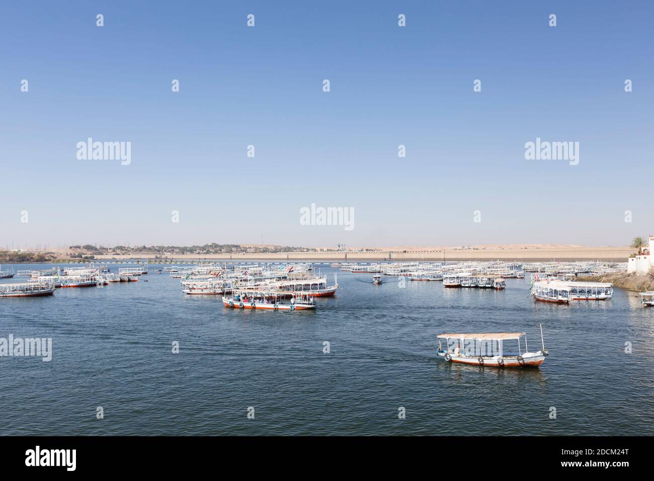 Assuan diga sul fiume Nilo, Assuan, Egitto Foto Stock