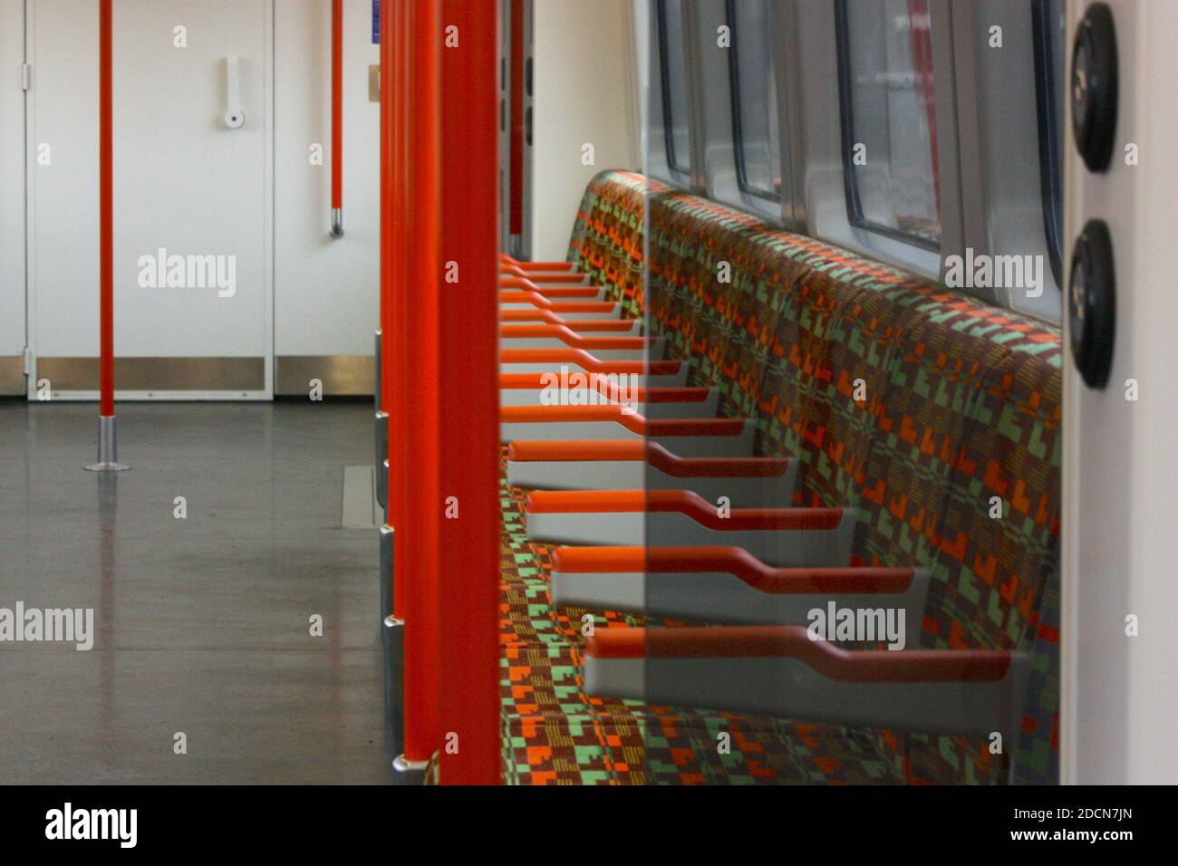 All'interno del treno di Londra Overground Foto Stock