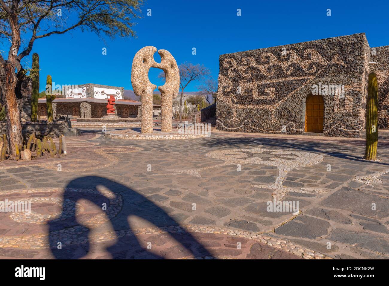 Arte di pietra 'Guardián de la Luna', o 'Moon Guard', Museo de la Pachamama, Amaichá del Valle, Provincia Tucamán, Argentina nord-occidentale, America Latina Foto Stock