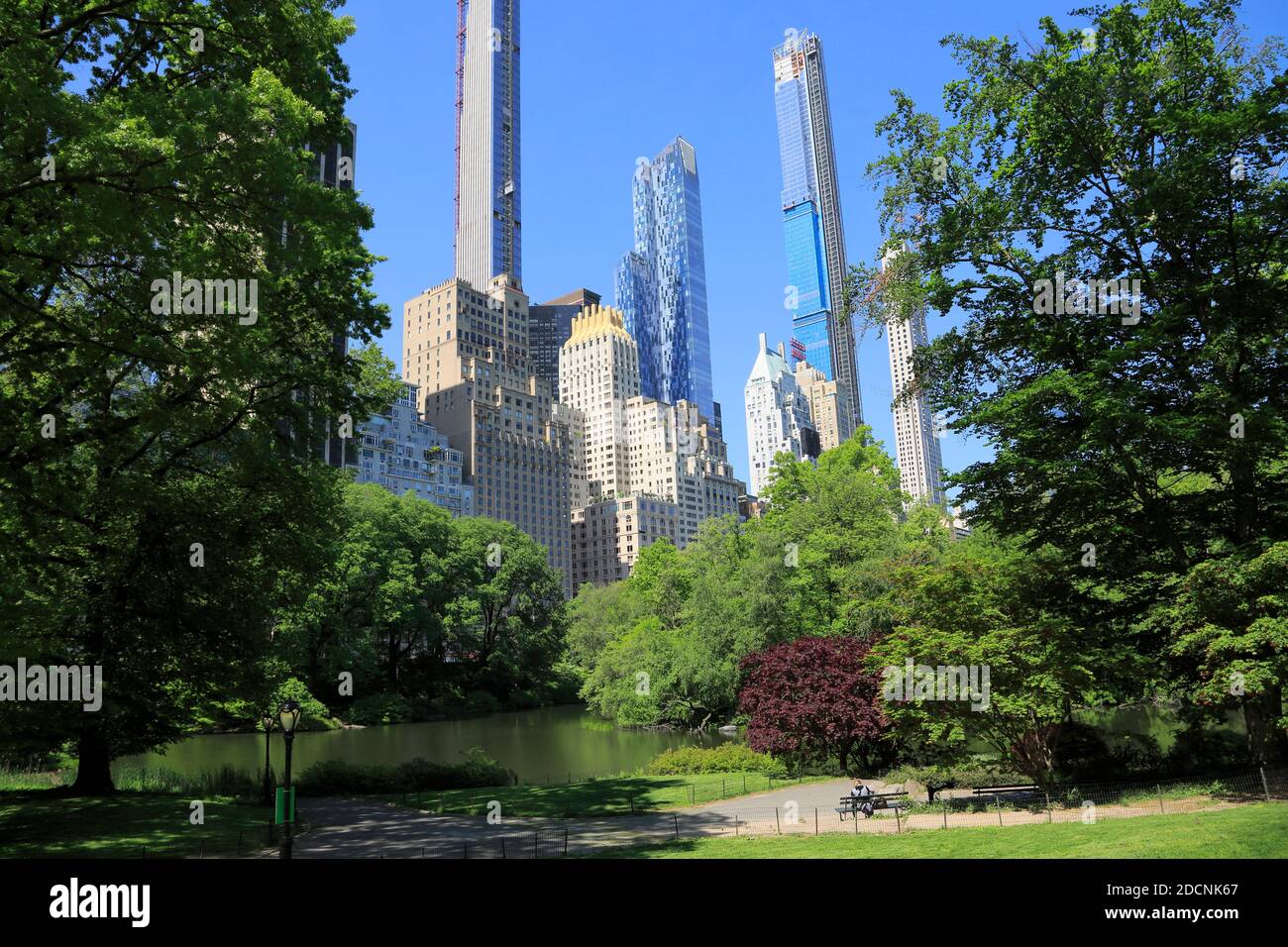 Miliardari’s Row, grattacieli di lusso che sovrastano Central Park, Manhattan, New York City, USA Foto Stock