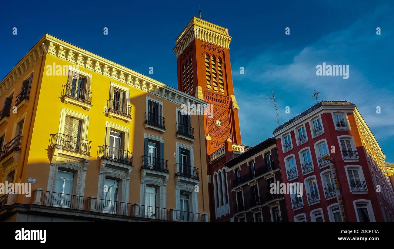 Edificio del centro di Madrid, Spagna Foto Stock Edificio del centro di Madrid, Spagna Foto Stock