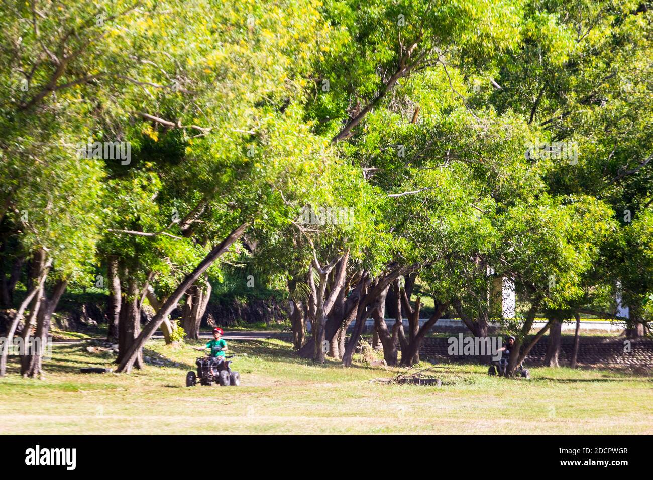 Divertimento all'aperto in quad a Corregidor Island, Filippine Foto Stock