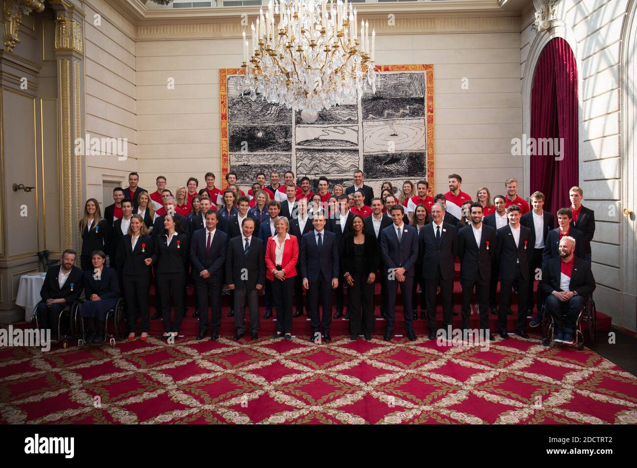 Emmanuel Macron, presidente de la Republique, Laura Flessel, ministre des sports, Sophie Cluzel, segretaire d'Etat aux personnes handicap Foto Stock