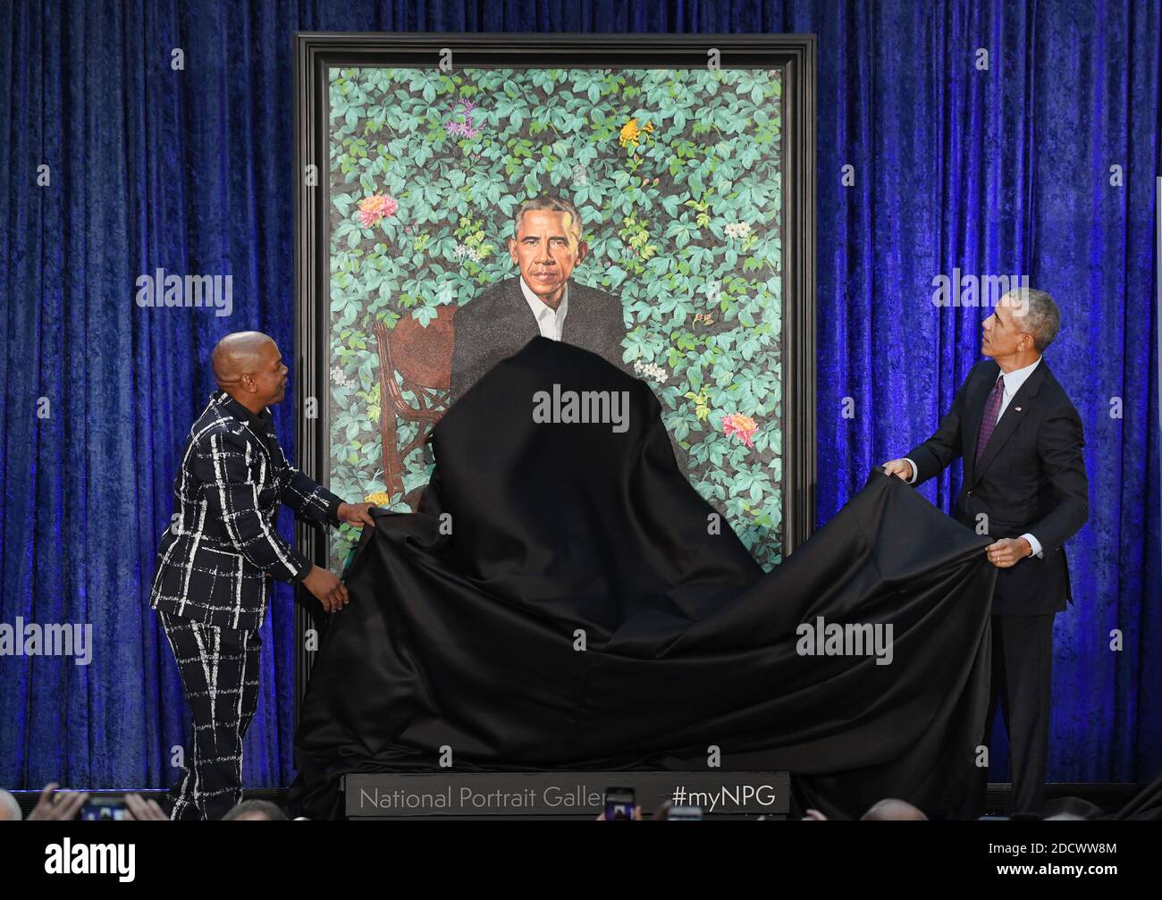 L'ex First Lady Michelle Obama con l'artista Amy Sherald svela il suo ritratto ufficiale alla National Portrait Gallery , 12 febbraio 2018 a Washington, DC. Foto di Olivier Douliery/Abaca Press Foto Stock