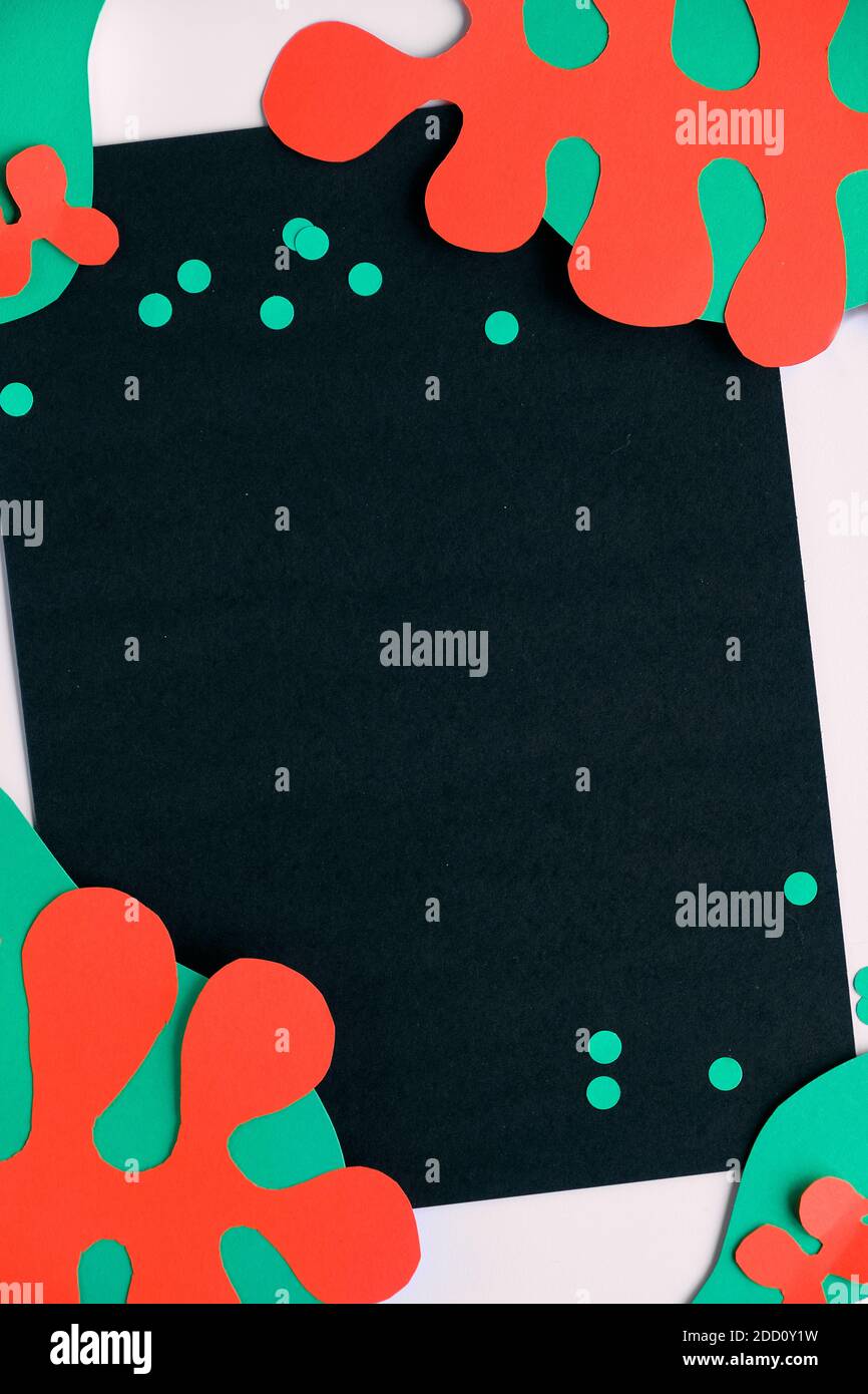 Matisse Cutting ispirato sfondo, astratto carta forme, astratto curvare forme, spazio di testo Foto Stock