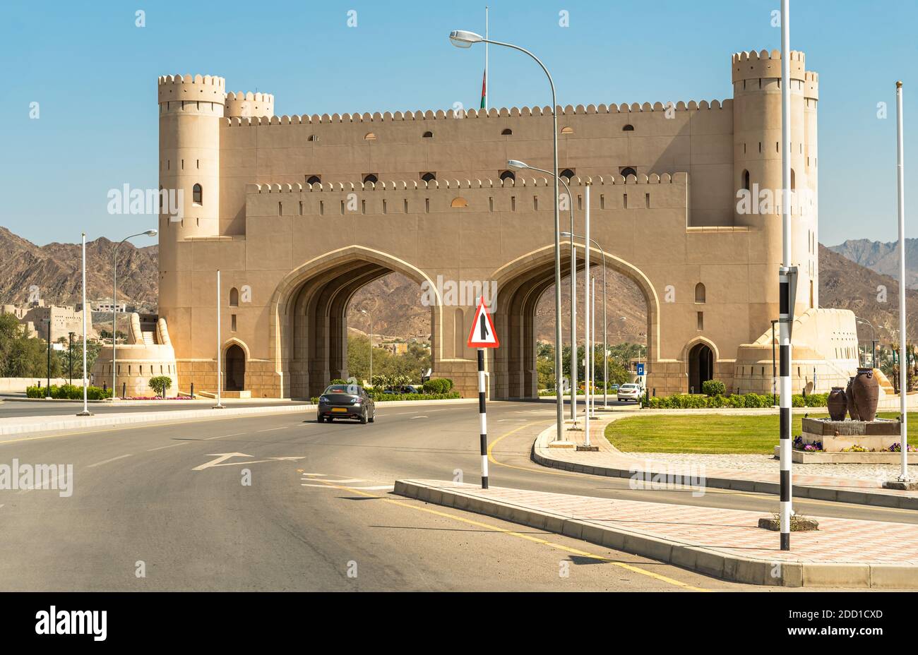 Il cancello d'ingresso alla città di Bahla, ad Dakhiliyah Regione, Sultanato di Oman Foto Stock