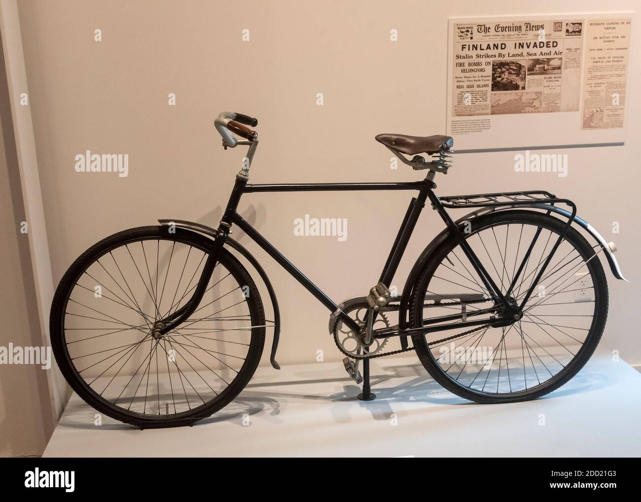 Old bike, il National Nordic Museum , Seattle, Washington, Stati Uniti, Stati Uniti Foto Stock