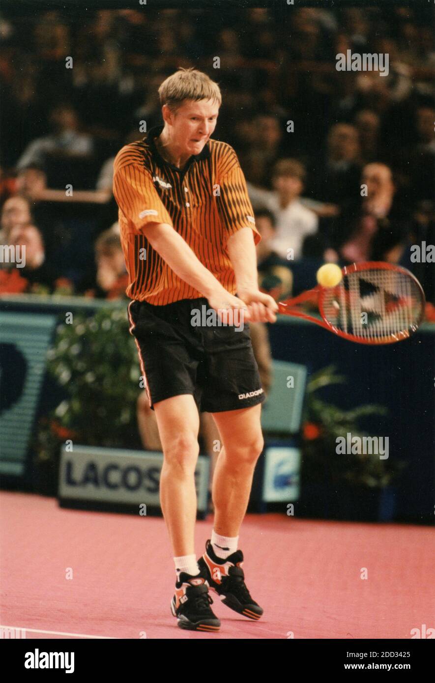 Il tennista russo Yevgeny Kafelnikov, anni '90 Foto stock - Alamy