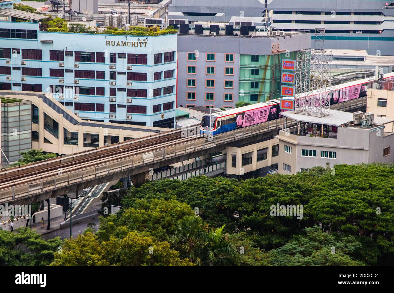 Treno sopraelevato a Bangkok Thailandia Asia Foto Stock