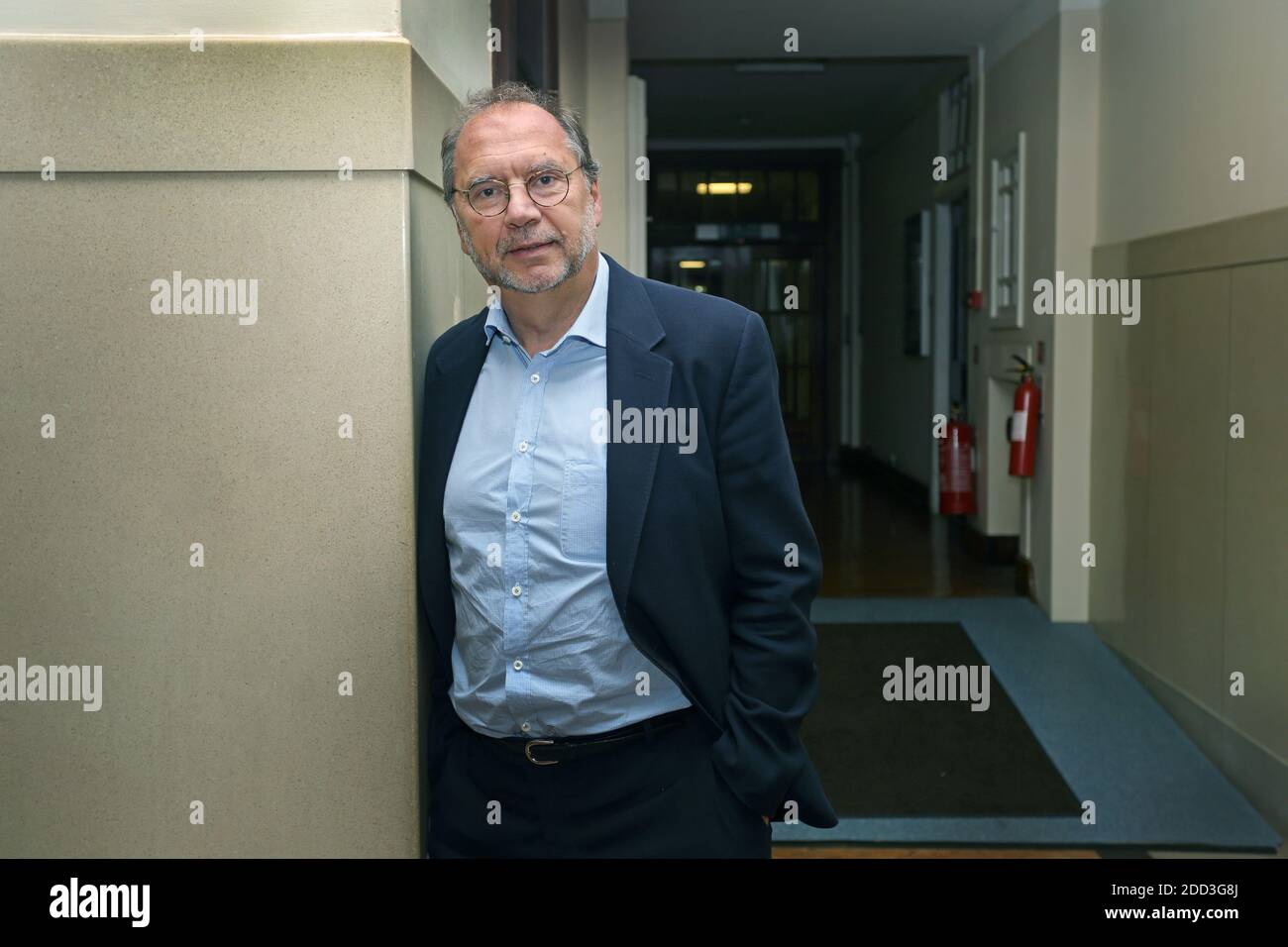 Gran Bretagna / Inghilterra / Londra / Prof Peter Piot, direttore della London School of Hygiene and Tropical Medicine. Foto Stock