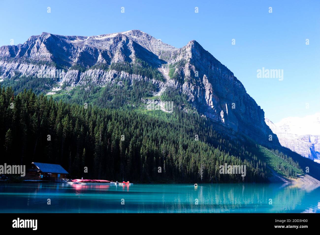 Lago di montagna paesaggio . bella natura sfondo. lago louise stock immagine. Foto Stock