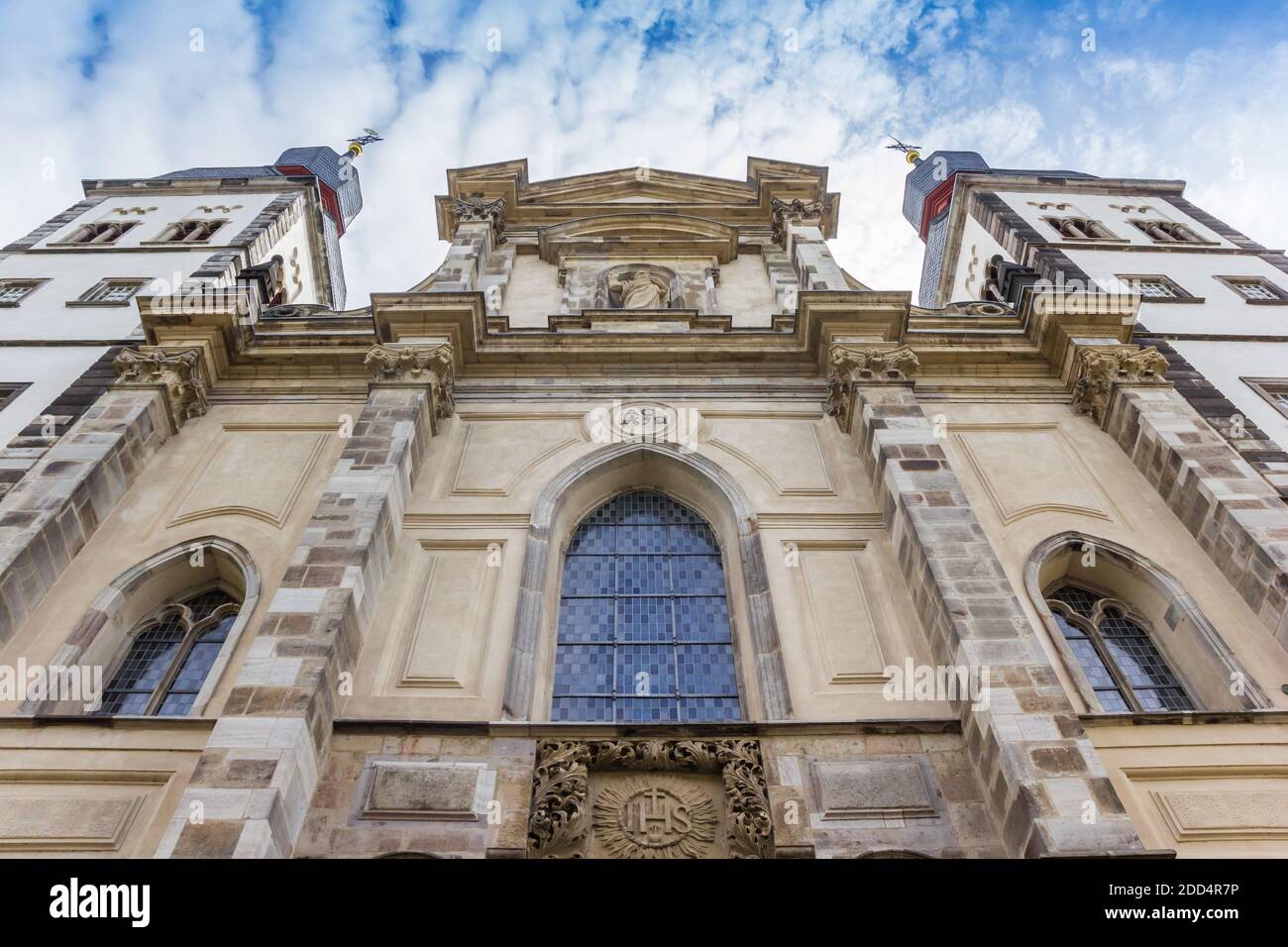 Facciata della chiesa di Namen-Jesu-Kirche a Bonn, Germania Foto Stock