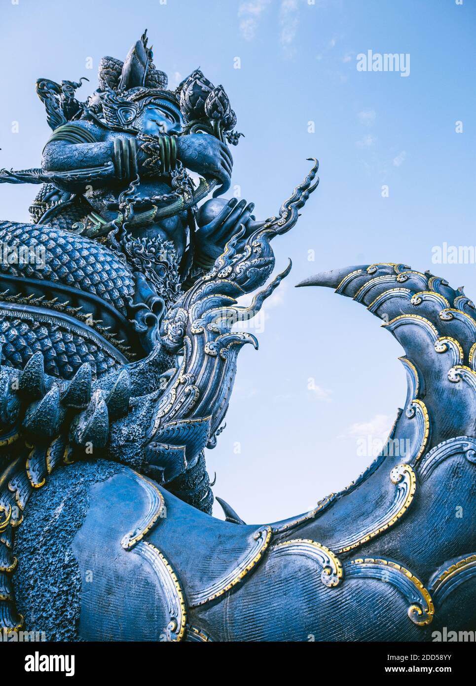 Wat Rong Suea Ten, il Tempio Blu di Chiang Rai, provincia di Chiang mai, Thailandia Foto Stock