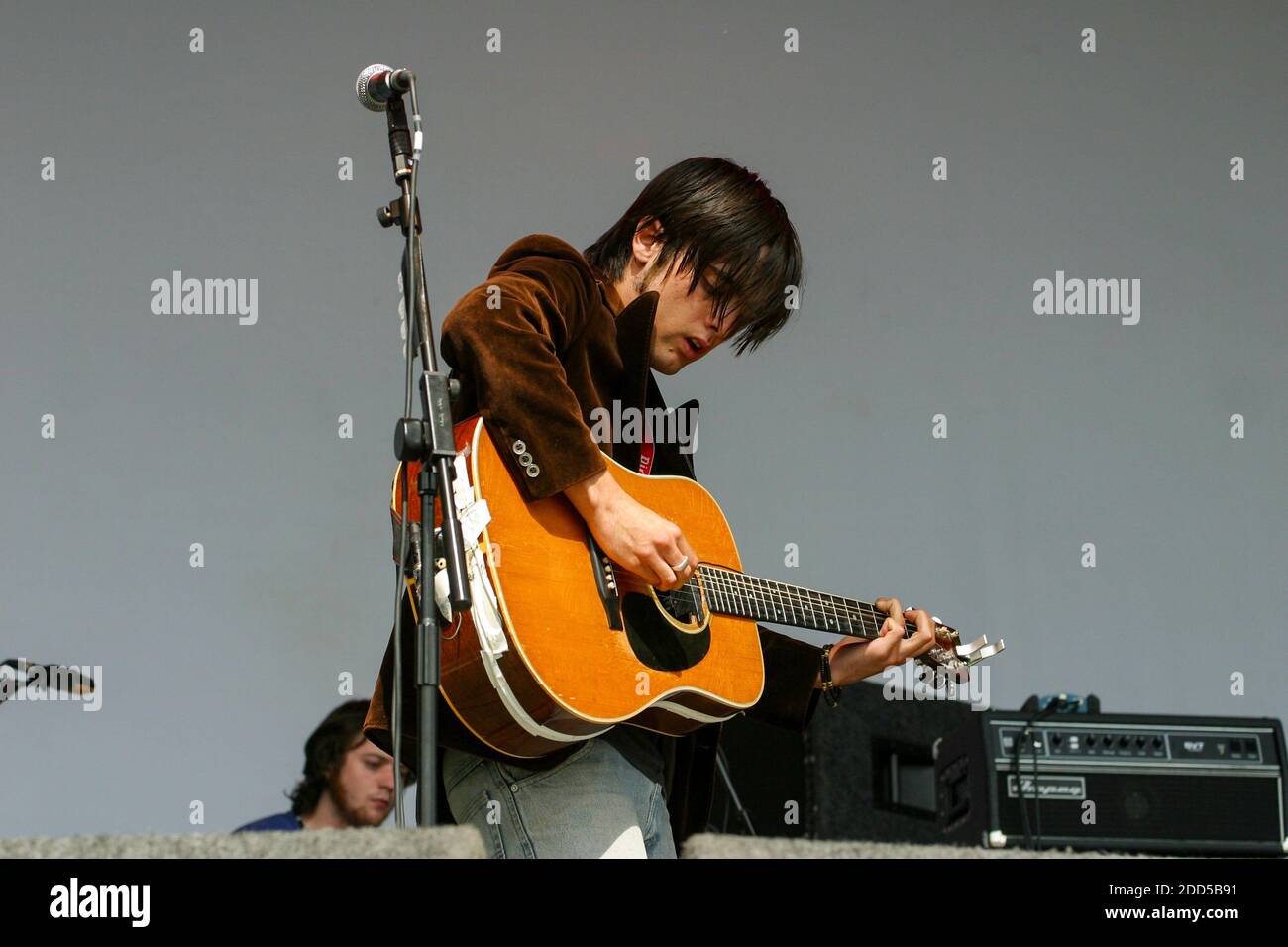 Il seminterrato si esibisce al Virgin V Festival V2003, Hylands Park, Chelmsford, Essex, Regno Unito. Foto Stock