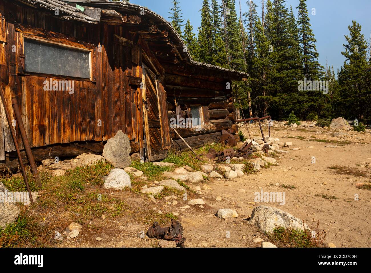 WA18503-00...WASHINGTON - sede centrale della miniera di tungsteno, ora parte dell'area di Pasayten Wilderness. Foto Stock