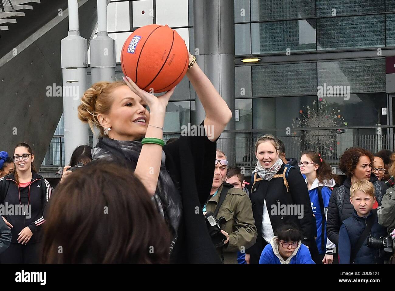 Adriana Karembeu assiste 3000 bambini a sostegno di Parigi 2024 allo Stade de France il 16 maggio 2018 a Parigi, Francia. Foto di Laurent Zabulon/ABACAPRESS.COM Foto Stock