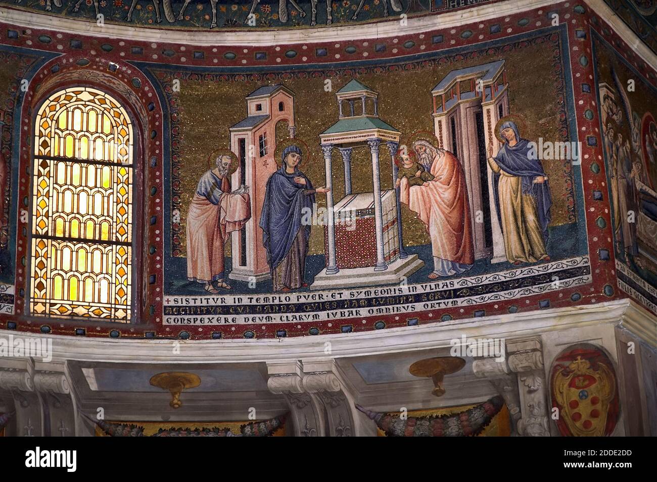 Roma Rom Italien; Basilica di Santa Maria in Trastevere; Bazylika Najświętszej Maryi Panny na Zatybrzu 台伯河西圣母圣殿, סנטה מריה אין טרסטוורה Foto Stock