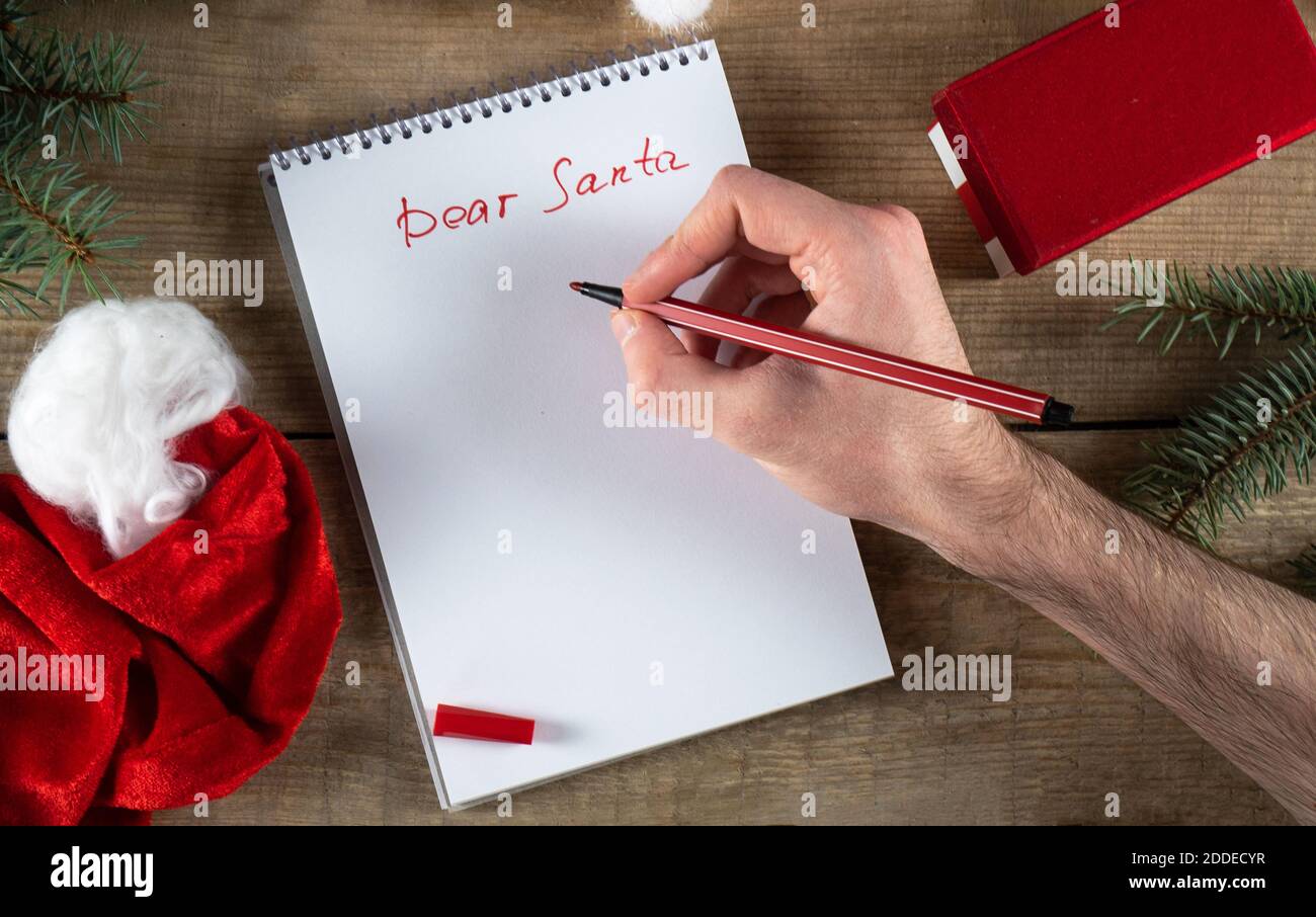 Gentile Santa, Lista dei desideri per Moroz. Una lista dei desideri. Buon Natale. Spazio di copia Foto Stock
