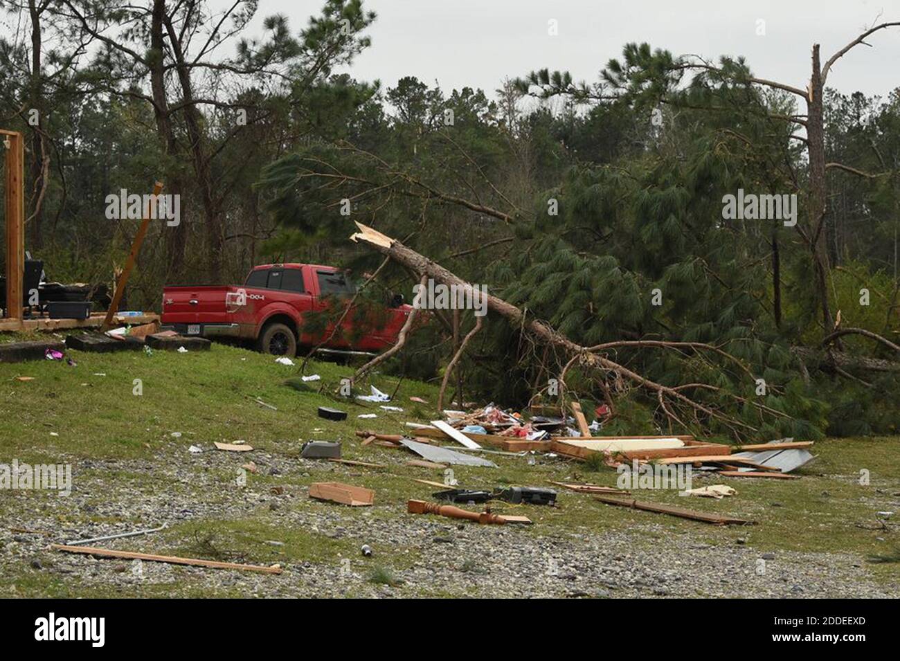 NO FILM, NO VIDEO, NO TV, NO DOCUMENTARIO - danni a Smith's Station, Alabama il 4 marzo 2019. Almeno 23 persone sono confermate morte dopo l'epidemia di tornado della domenica con violente tempeste che hanno lasciato i detriti sparsi nell'Alabama meridionale e in Georgia. Foto di Joe Songer/Alabama Media Group/TNS/ABACAPRESS.COM Foto Stock